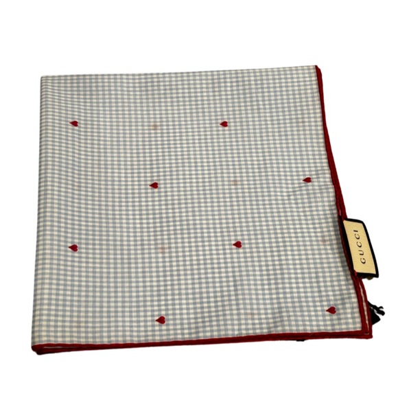 Gucci Heart Handkerchief / Pocket Square - Picture 1 of 5